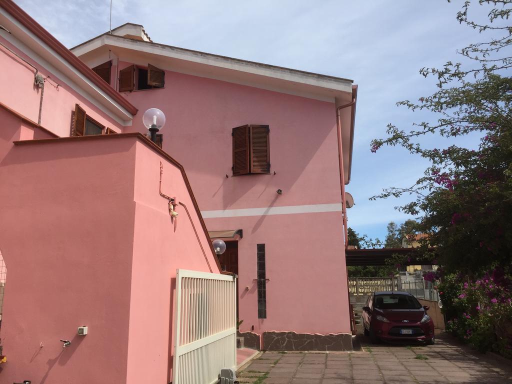 L'Aurora Viola Bed & Breakfast Carbonia Exterior photo